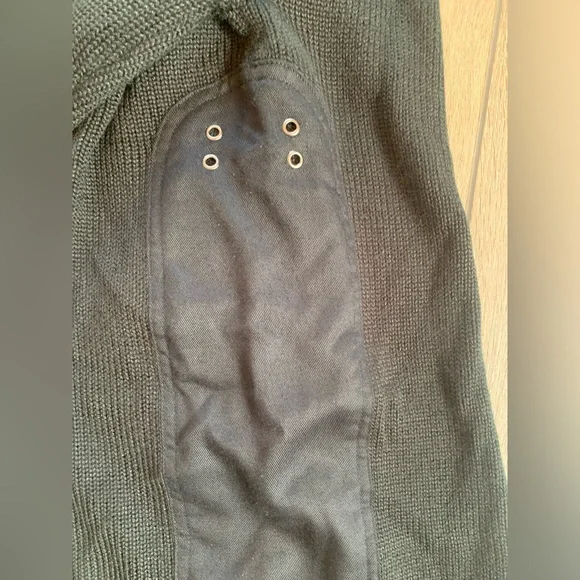 EUC GR 33 quarter zip pullover hooded sweater - Picture 4 of 14